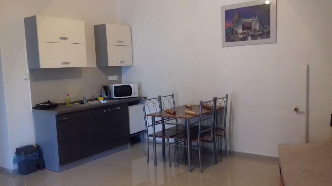 Apartman Silver Zadiel Exteriör bild